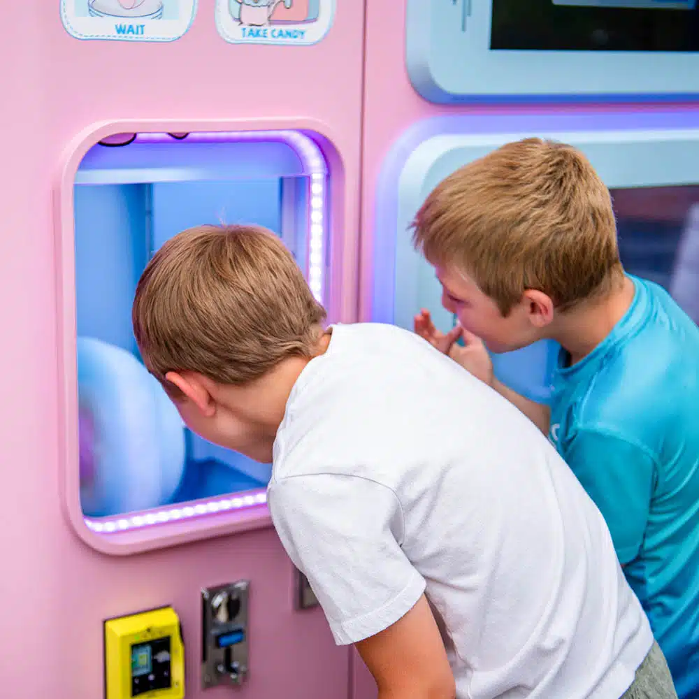 Sweet Spin Cotton Candy Vending Machine - Image 4