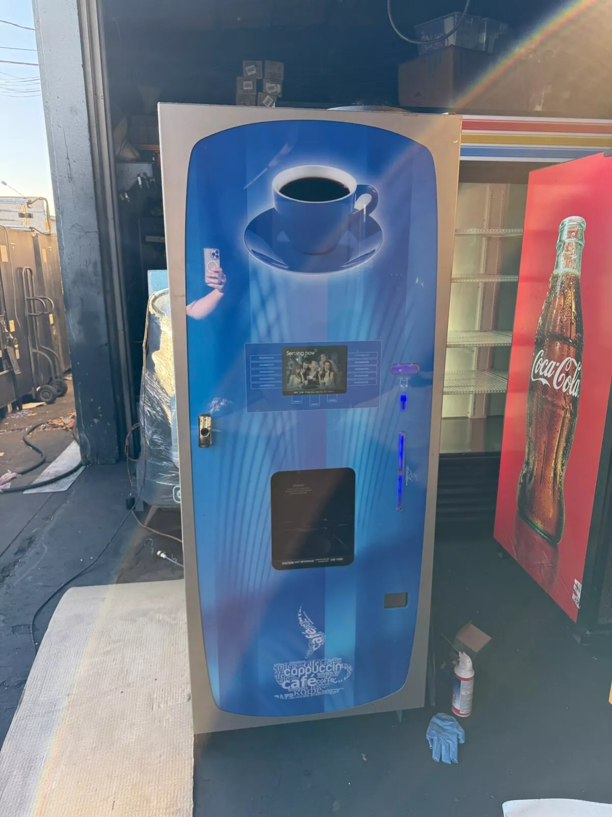 Crane Voce Media Coffee Vending Machine Model 605