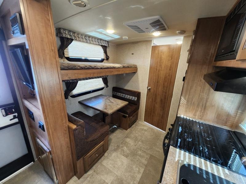 Used 2018 Forest River RV Rockwood Mini Lite 1902 - Image 5