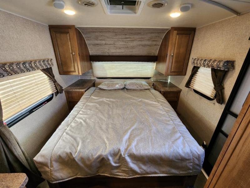 Used 2018 Forest River RV Rockwood Mini Lite 1902 - Image 10
