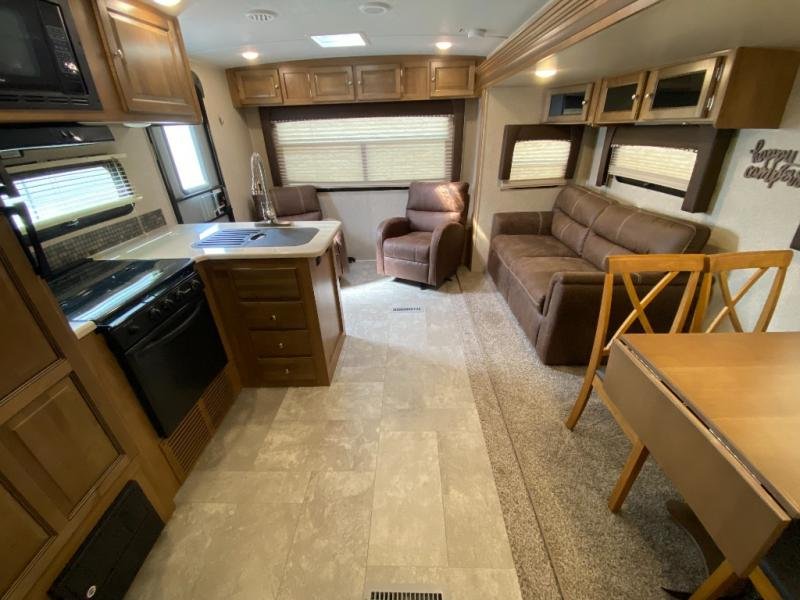 Used 2019 Forest River RV Rockwood Ultra Lite 2604WS - Image 4