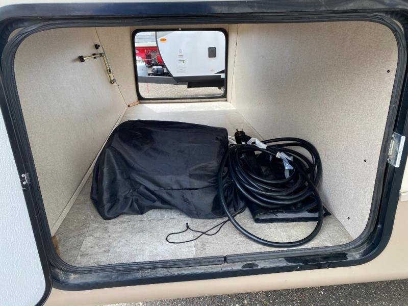 Used 2019 Forest River RV Rockwood Ultra Lite 2604WS - Image 23