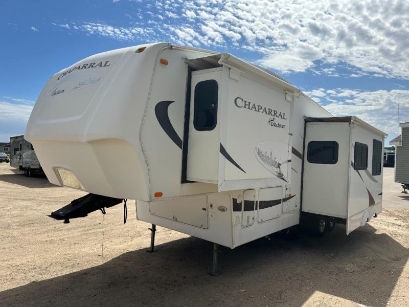 Used 2009 Coachmen RV Chaparral 299TSB - Image 6
