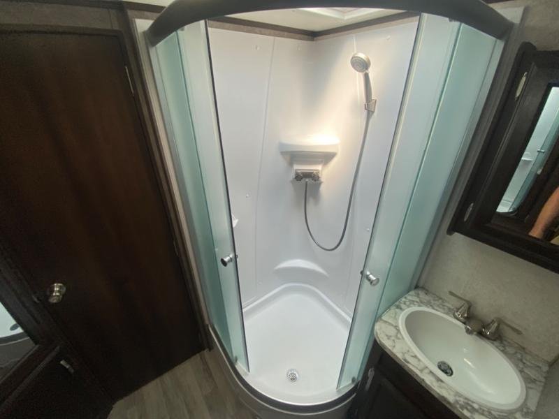 Used 2020 Jayco Jay Feather 27RL - Image 14