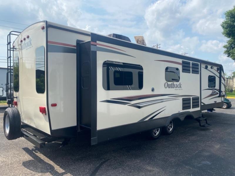 Used 2015 Keystone RV Outback 326RL - Image 23