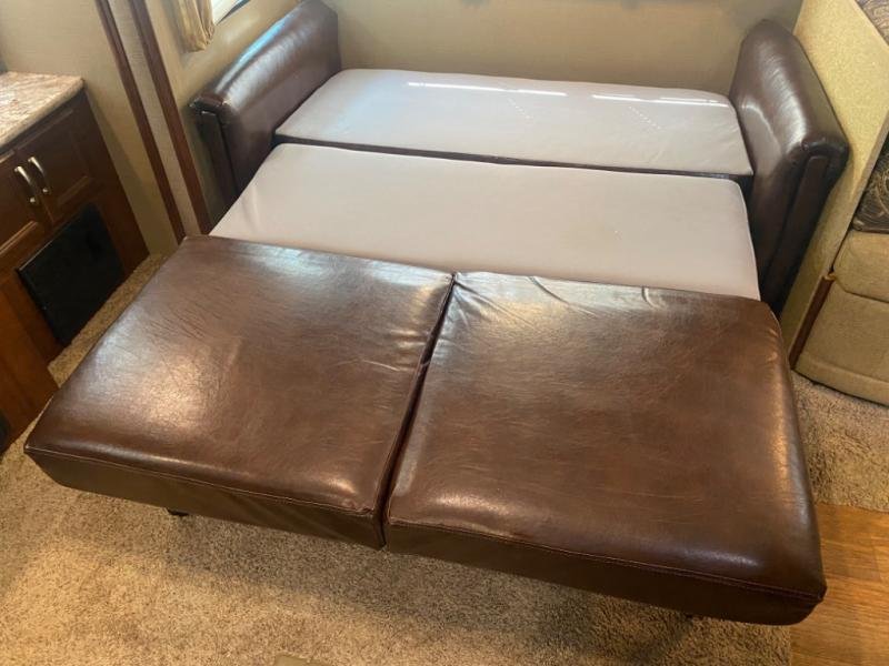 Used 2015 Keystone RV Outback 326RL - Image 16