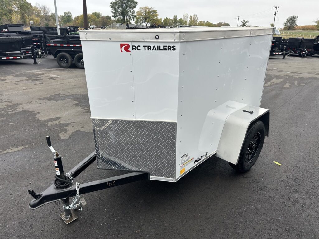 2025 RC TRAILERS RWT 4X6 ENCLOSED CARGO TRAILER - 4' INTERIOR - WHITE