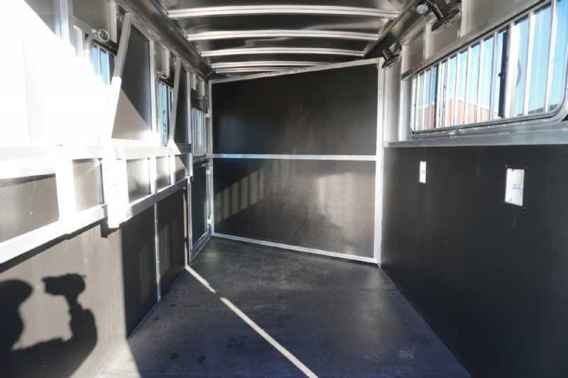 New 2026 Shadow 3HBPDLX 3 Horse Trailer with 2' Short Wall - Image 5