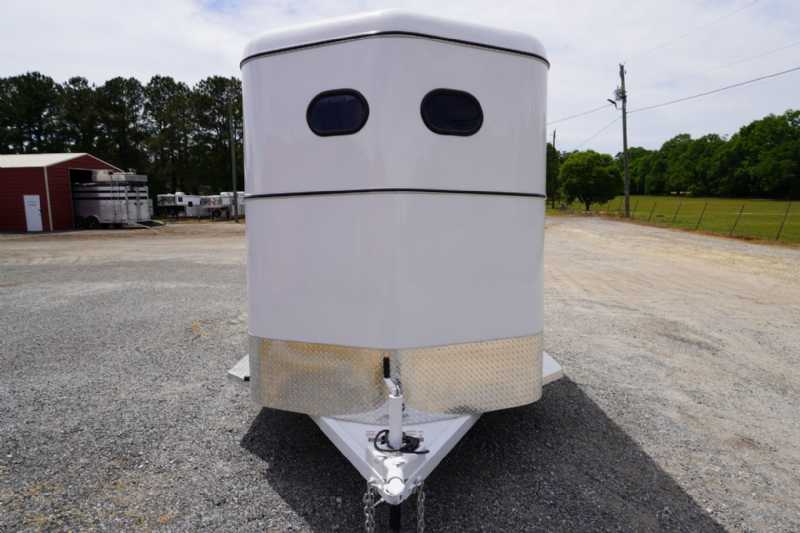 New 2026 Bee 2HBPSLDLX 2 Horse Trailer with 2' Short Wall - Image 11