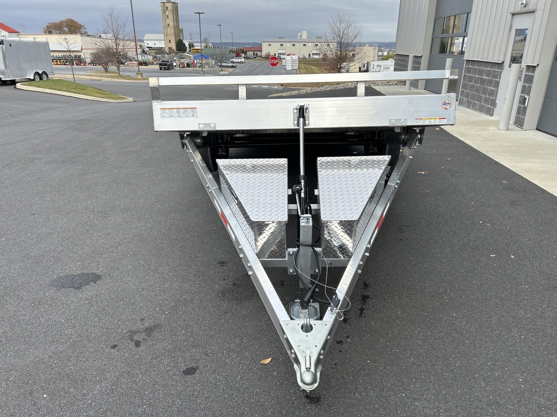 Sure-Trac Aluminum Power Tilt Trailer - Image 7