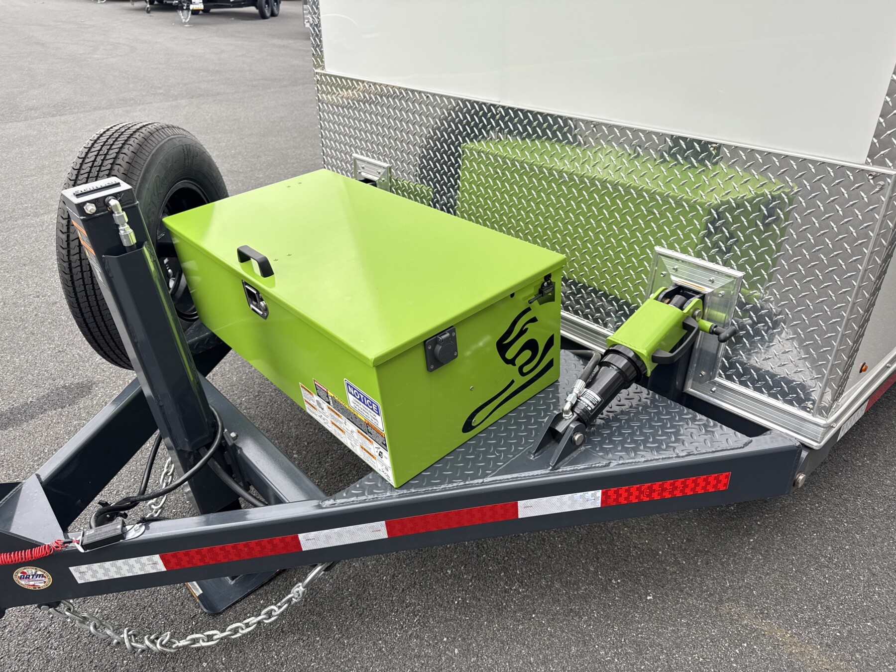 Belmont FlatTrak Enclosed Trailer - Image 10
